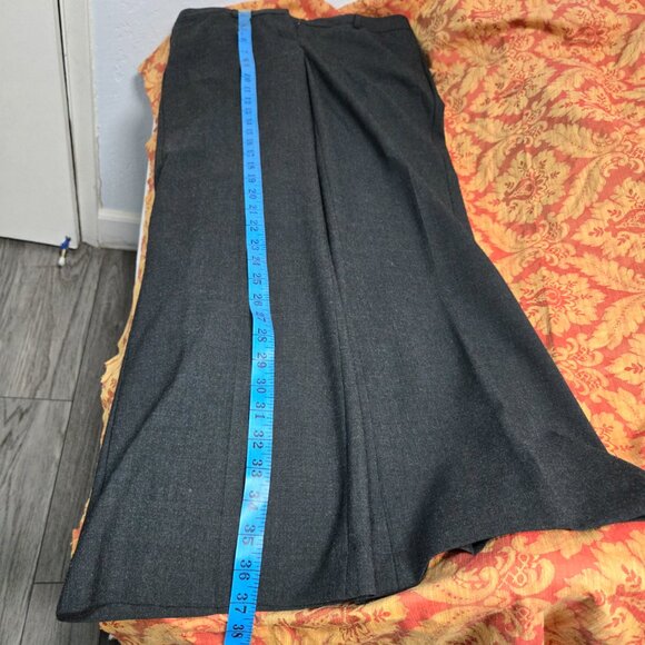 Express Editor Pants 4S β Sleek, Professional & Flattering Fit - Picture 9 of 10